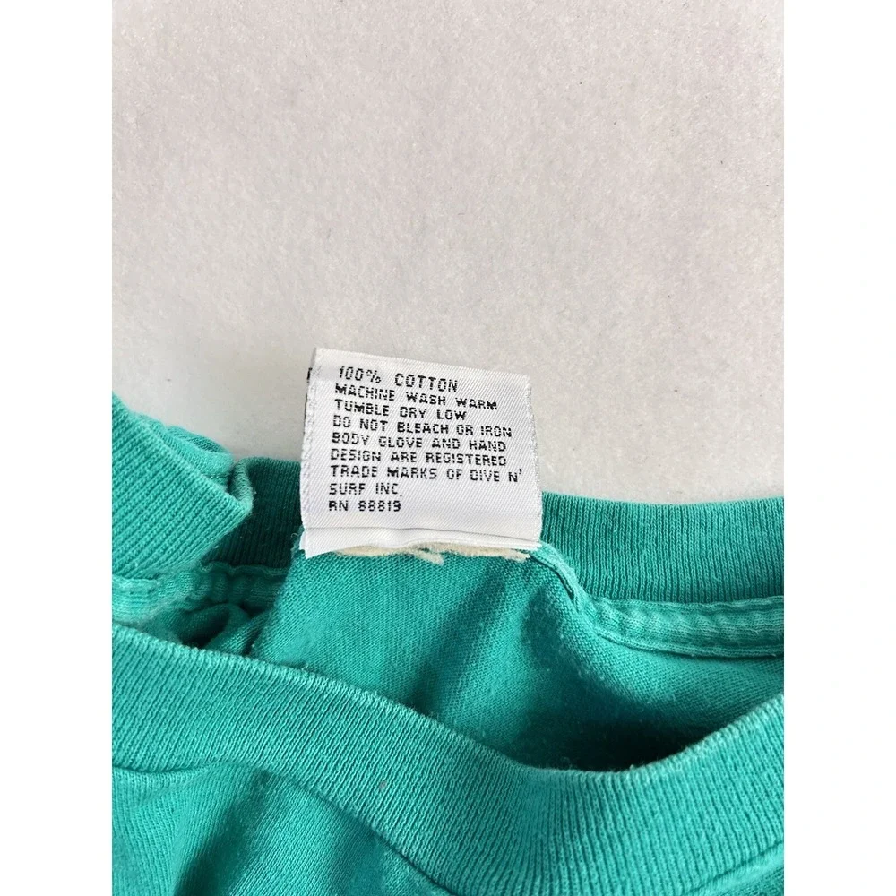 Vintage Surfing Shirt Mens XL Body Glove Rainbow Stripe 80s Tee Graphic USA - Picture 7 of 11